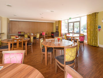 Cambrian Green Court 8