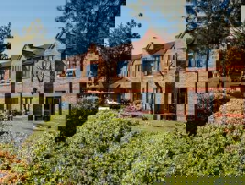 Broadway Gardens 4
