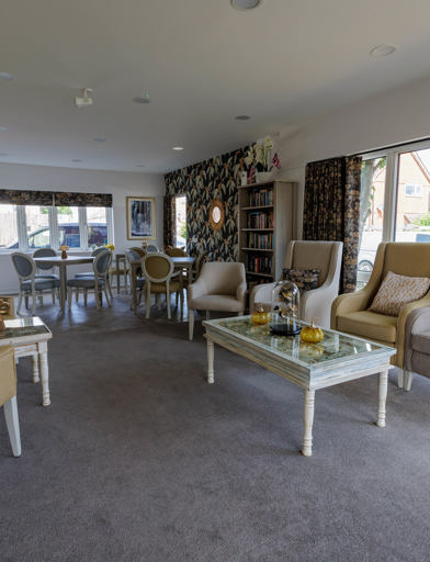 Communal area with chairs and tables 