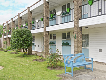Gordon Larking Court Ls21 014
