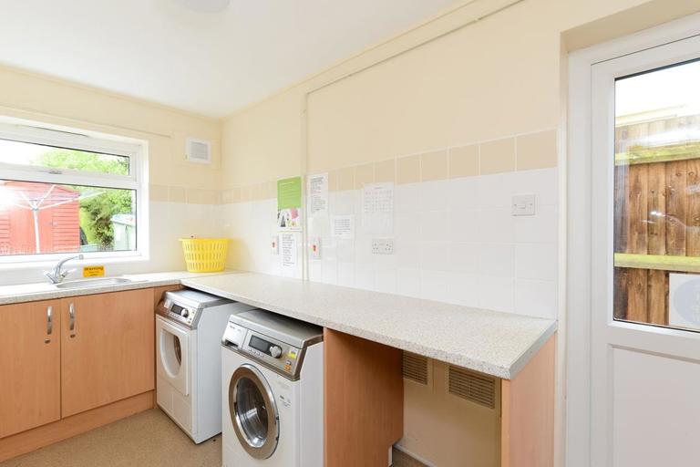 Wilding Court 011