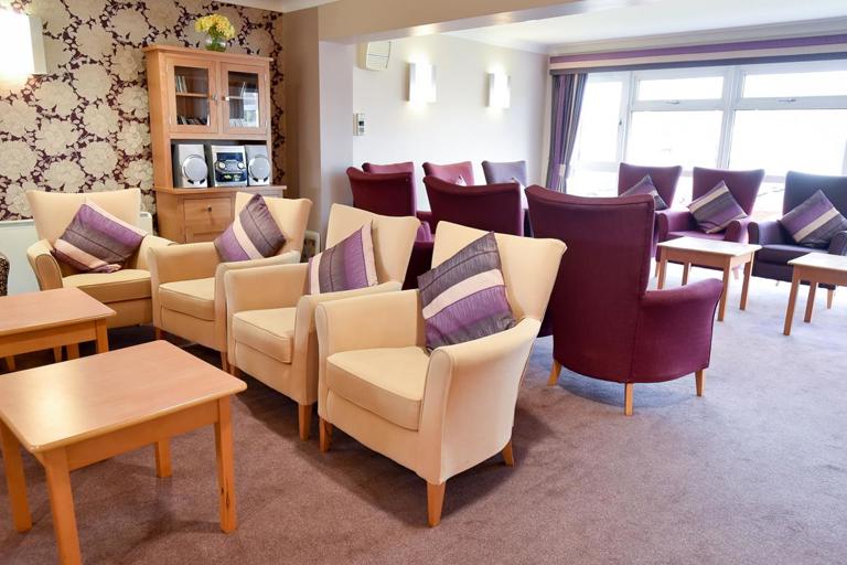 Thompson Court 17