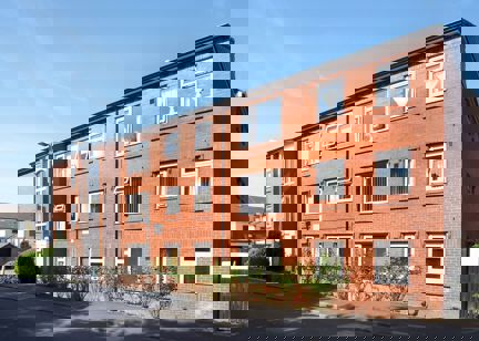 Swinton Court M27 03