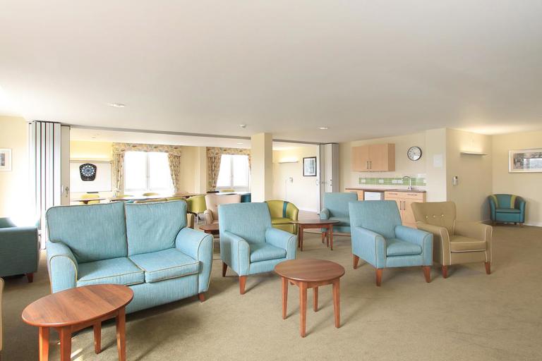 2417 Thomas Place 007