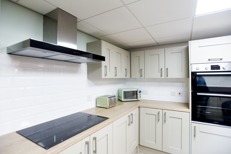 H21 Sarl Williams Court 34