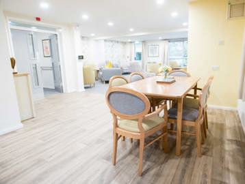 Graeme Bryson Court Communal Seating