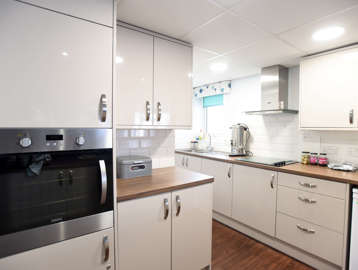 Robert Allan Court Kitchen