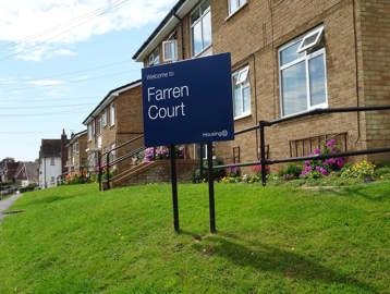 Farren Court Entrance Sign (1)