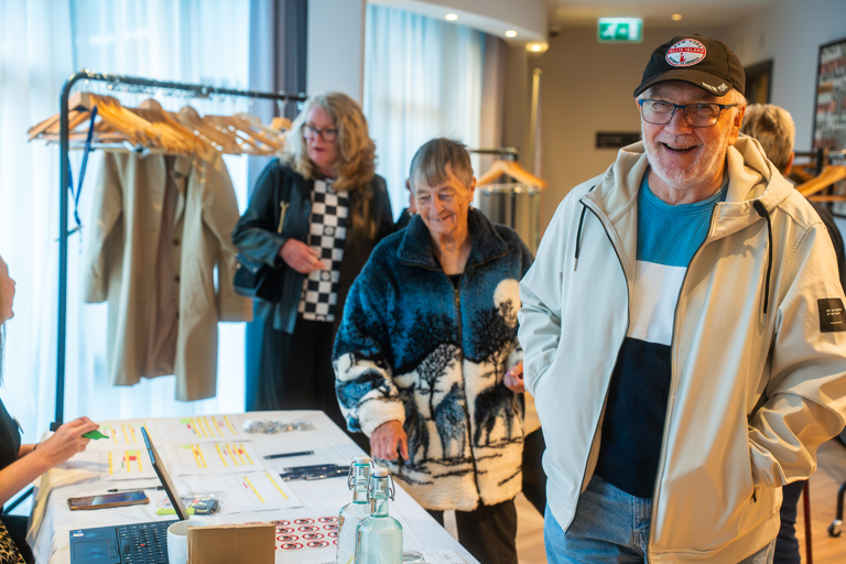 Residents are arriving at the conference