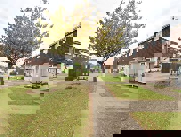 Jellicoe Court Dn16 023