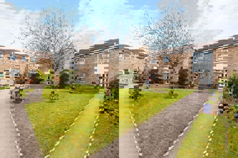 0403 Scott Evans Court 005