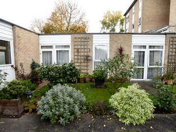 H21 Kenneth Chambers Court 1