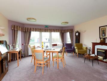 3925 Holm Court 004