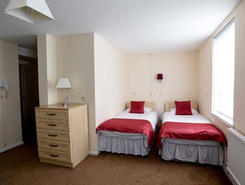 Kenneth Chambers Court Twin Bedroom