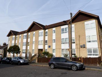 H21 Kenneth Chambers Court 10