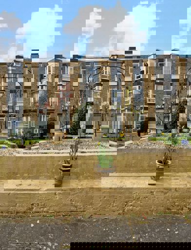 1906 Malmesbury Court 004 