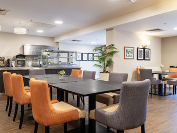 The restaurant bistro at Monaveen