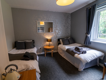 RE Carrolll Gardens Guest Room