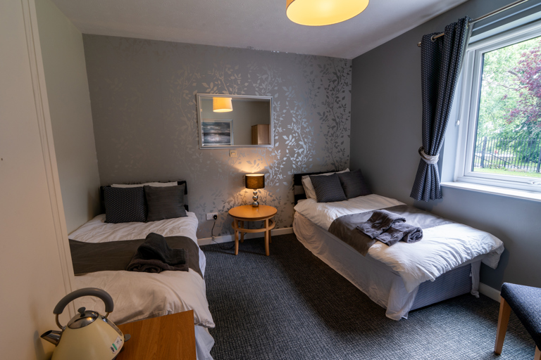 RE Carrolll Gardens Guest Room