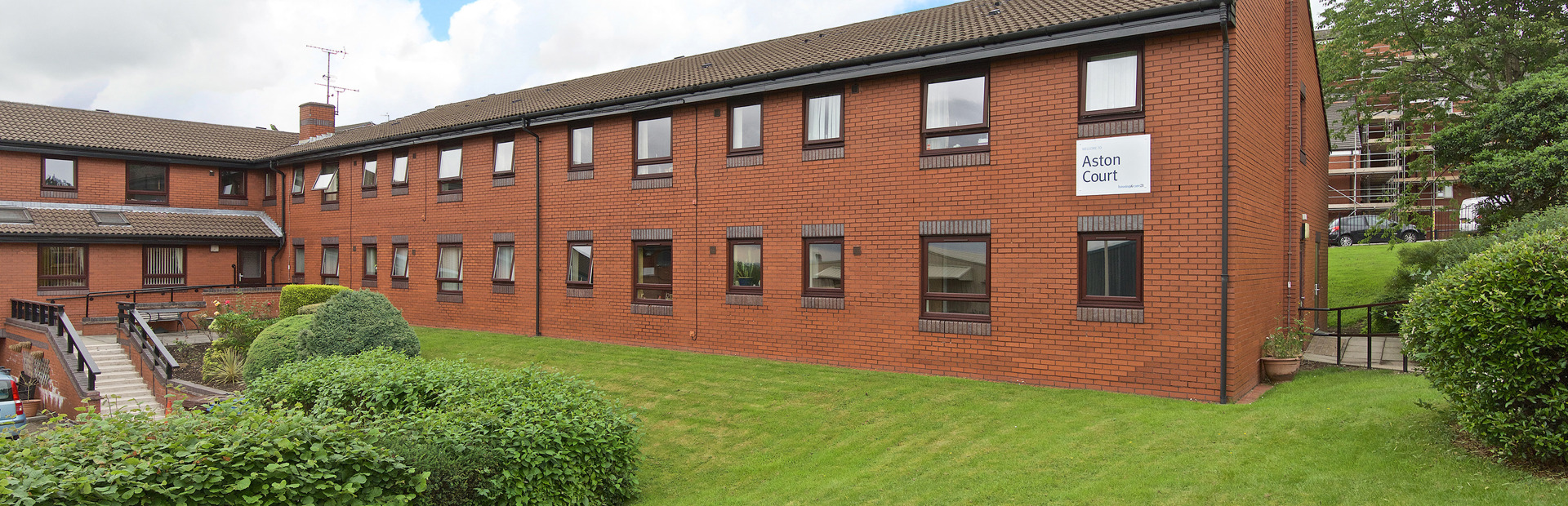 Aston Court Ol1 01