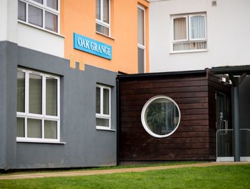 Oak Grange 24