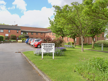 Grounds Court Pe21 017