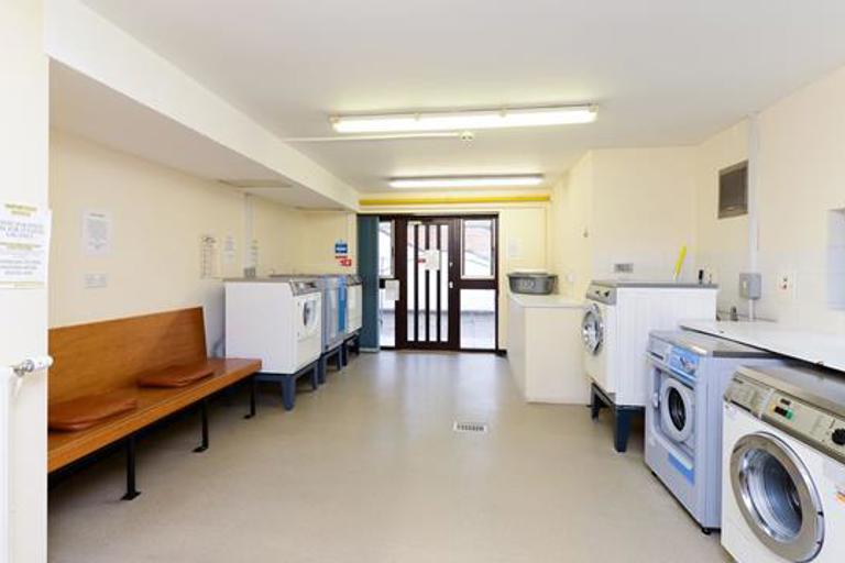 Shearman Court 011
