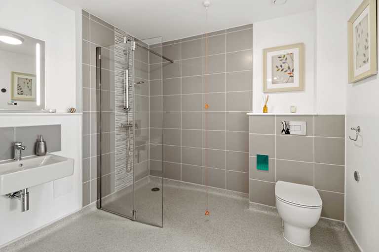 Crookbarrow View Bathroom