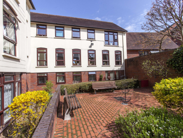 2103 Fuller Court 009