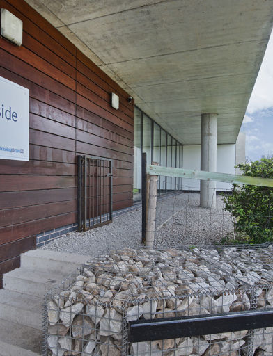 2530 Brookside House 001 