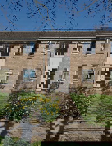 3502 Viscount Bridgeman Court 005 