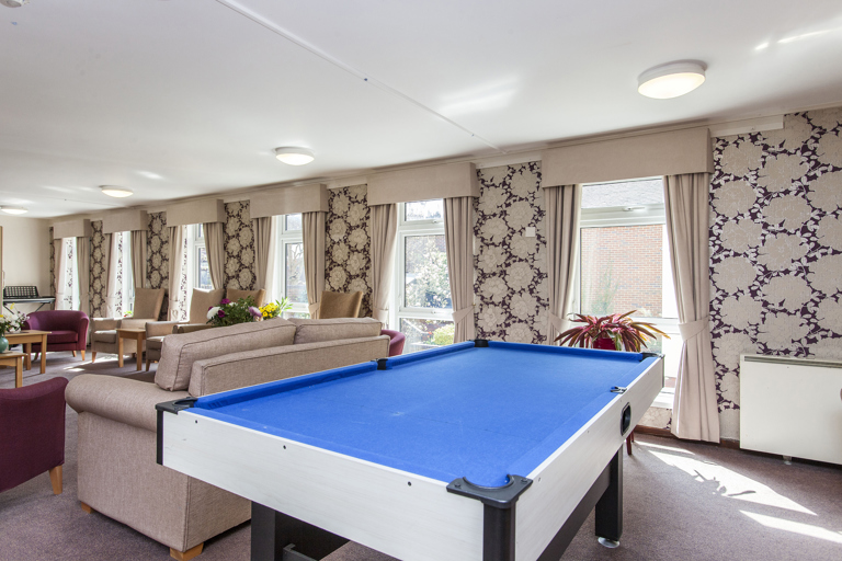 2103 Fuller Court 002