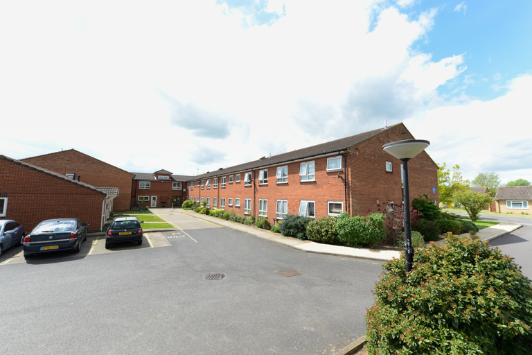 0507 De Ramsey Court 001