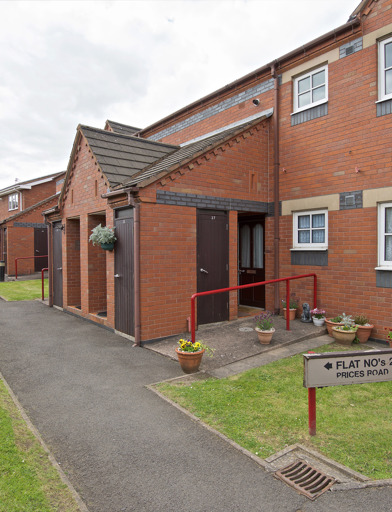 Hollis Court Dy3 0 12