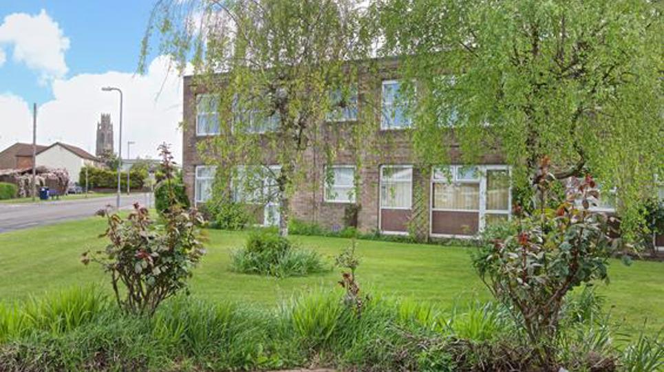 2701 Ancaster Court 007