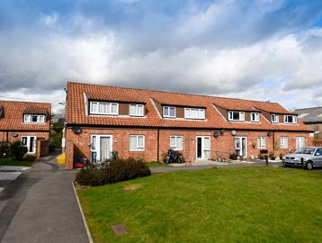 Campbell Court Exterior