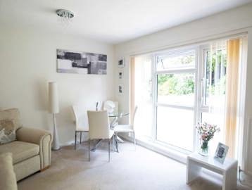 Blackett Ord Court Apartment Living Room