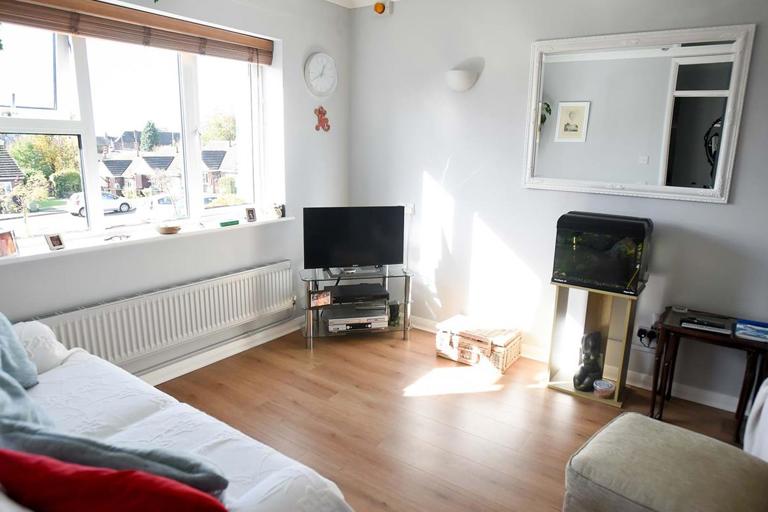 Bromfield Court Apartment Living Room