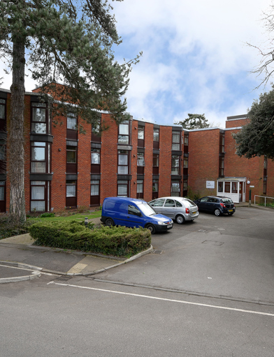 Hart Court 002 
