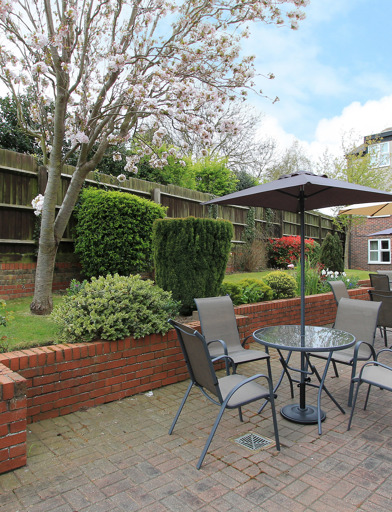 1519 Gordon Roughly Court 002 