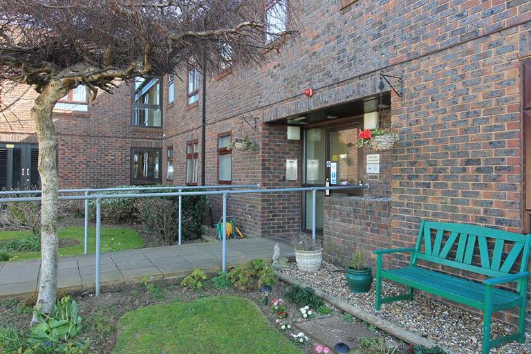 2430 Gerald Palmby Court 001