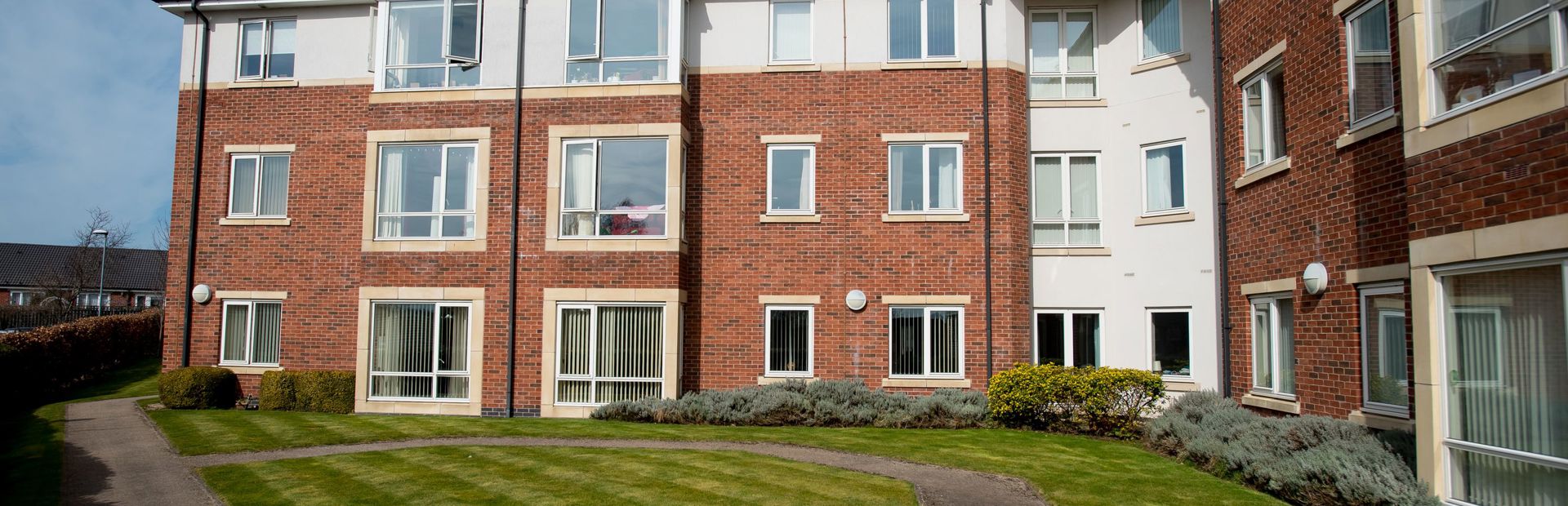 Willow Bank 10