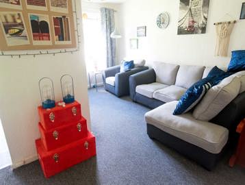 Middleton Court Apartment Living Room