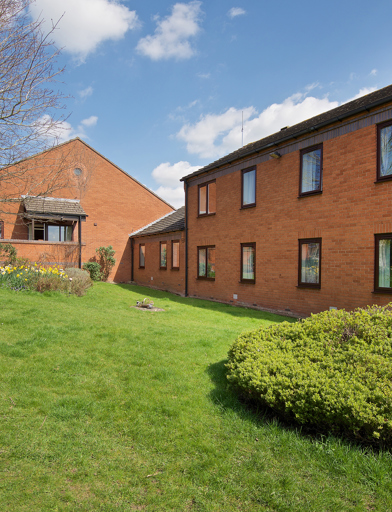 3505 Guy Thornycroft Court 005 