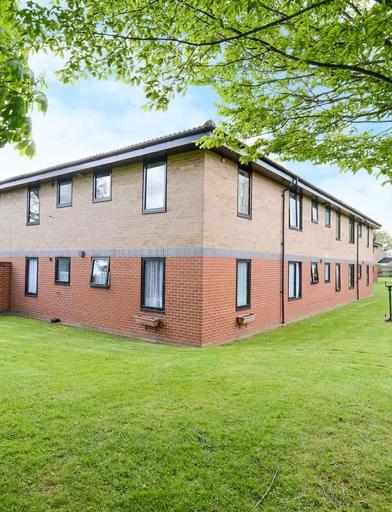 Terence Airey Court 011 