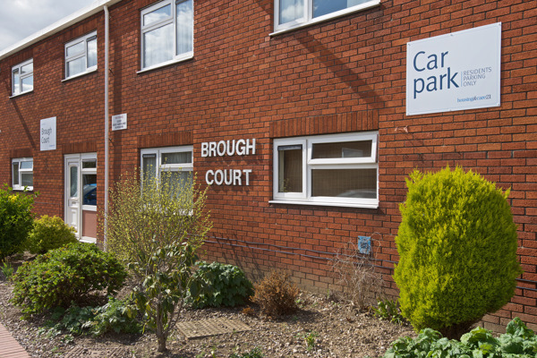 Brough Court Dn35 018