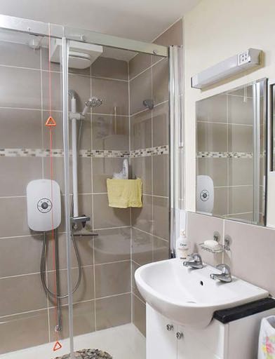 Minden Court Bathroom 