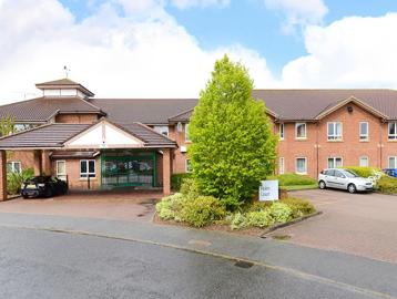 3925 Holm Court 001
