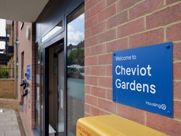 Cheviot Gardens Sign