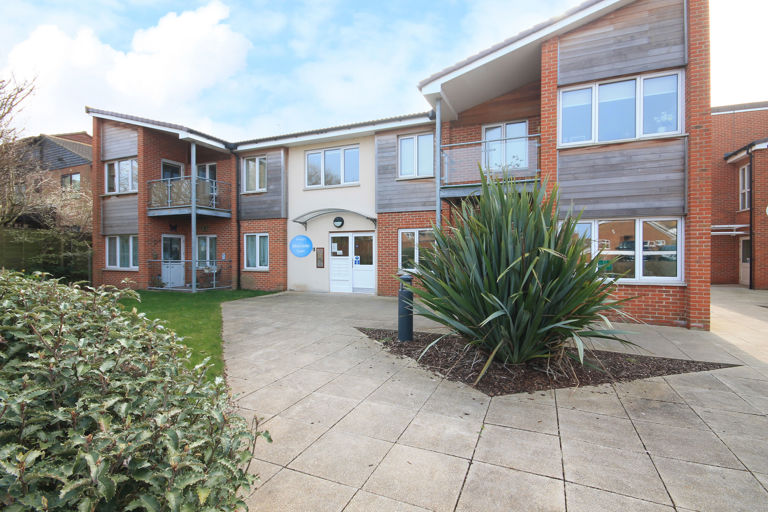 Alfred Deller Court 1